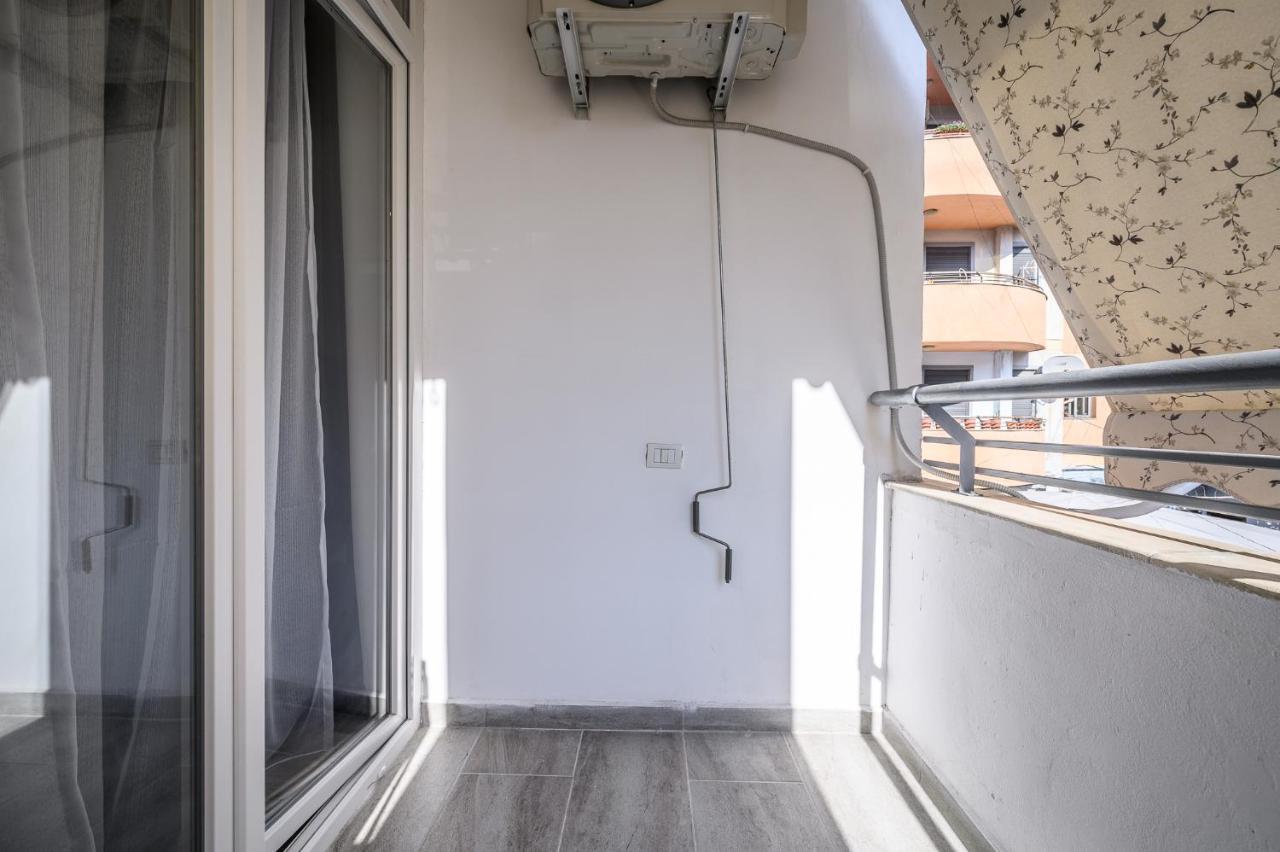 Miku Apartment-Modernly Designed Downtown Τίρανα Εξωτερικό φωτογραφία